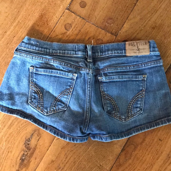 Women’s shorts - Picture 2 of 3